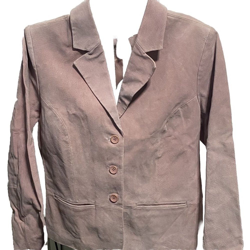 Bagatelle Woman’s Pink Size 12  Genuine Suede Cropped  3 Button Jacket Pockets